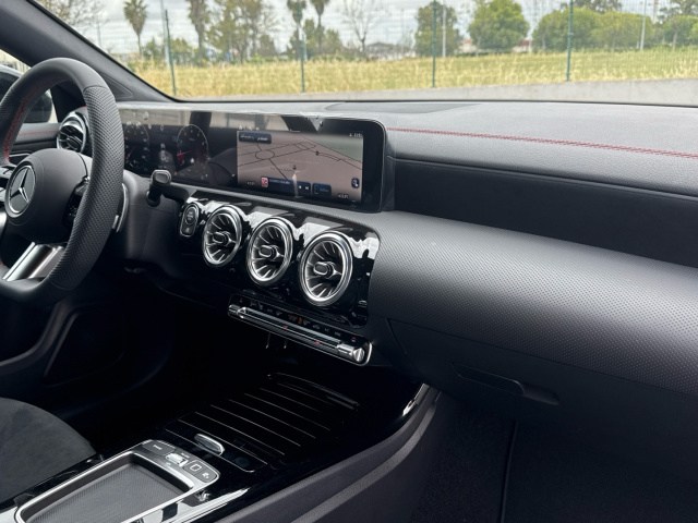 MERCEDES-BENZ Clase CLA 200 Coupé en Adarsa Sur - Foto 10