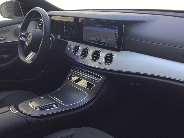 MERCEDES-BENZ Clase E 300 de AMG Line (EURO 6d) en Adarsa Sur - Foto 10
