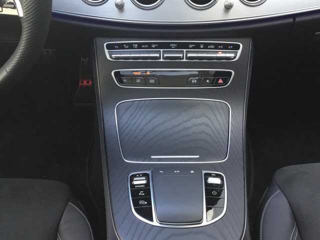 MERCEDES-BENZ Clase E 300 de AMG Line (EURO 6d) en Adarsa Sur - Foto 14