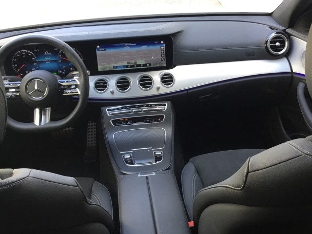 MERCEDES-BENZ Clase E 300 de AMG Line (EURO 6d) en Adarsa Sur - Foto 15