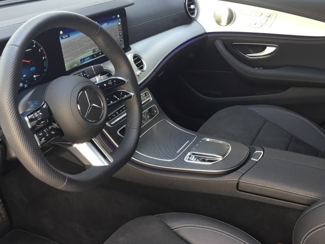 MERCEDES-BENZ Clase E 300 de AMG Line (EURO 6d) en Adarsa Sur - Foto 6