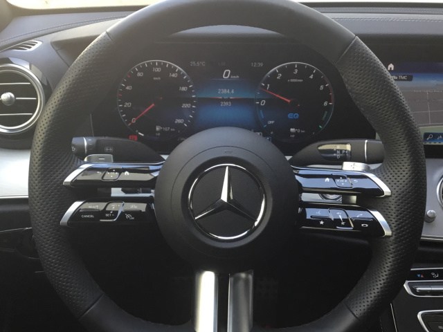 MERCEDES-BENZ Clase E 300 de AMG Line (EURO 6d) en Adarsa Sur - Foto 9