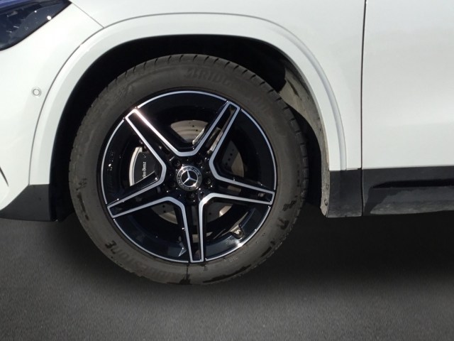 MERCEDES-BENZ Clase GLA 200 d en Adarsa Sur - Foto 5