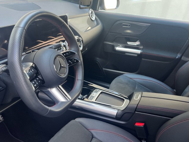 MERCEDES-BENZ Clase GLA 200 d en Adarsa Sur - Foto 6