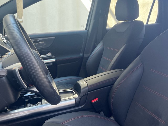 MERCEDES-BENZ Clase GLA 200 d en Adarsa Sur - Foto 7