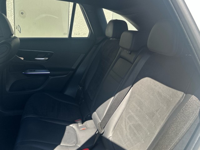MERCEDES-BENZ Clase GLC 220 d 4Matic AMG Line en Adarsa Sur - Foto 11