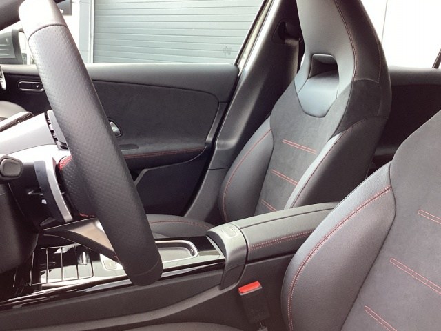 MERCEDES-BENZ Clase A 200 d Compacto en Adarsa Zamora - Foto 7