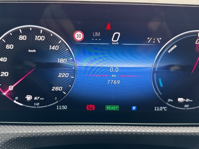 MERCEDES-BENZ Clase A 250 e AMG Line (EURO 6d) en Adarsa Zamora - Foto 12