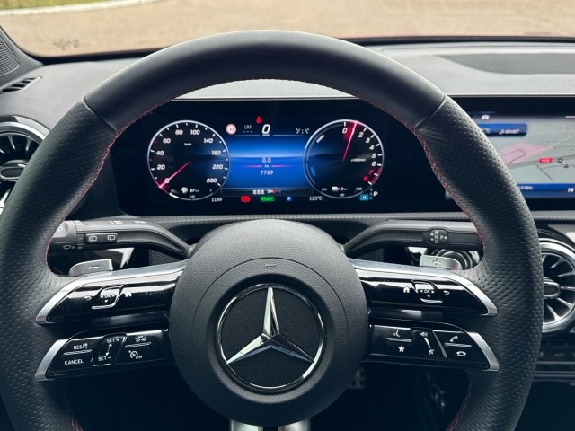 MERCEDES-BENZ Clase A 250 e AMG Line (EURO 6d) en Adarsa Zamora - Foto 9