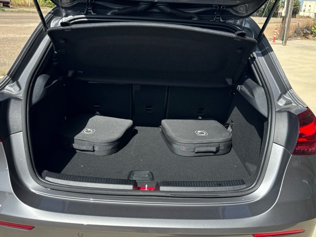 MERCEDES-BENZ Clase A 250 e AMG Line (EURO 6e) en Adarsa Zamora - Foto 12