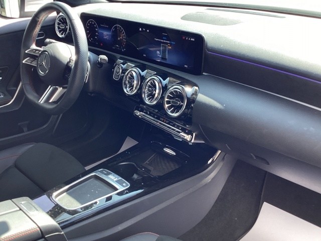 MERCEDES-BENZ Clase A 250 e AMG Line (EURO 6d) en Adarsa Zamora - Foto 10