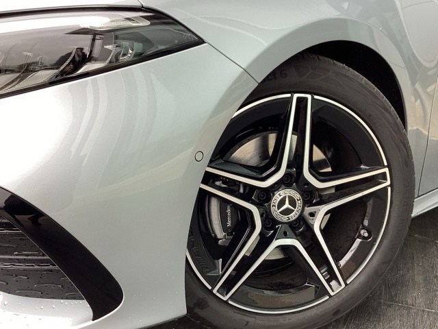 MERCEDES-BENZ Clase A 200 d Berlina en Adarsa Zamora - Foto 13