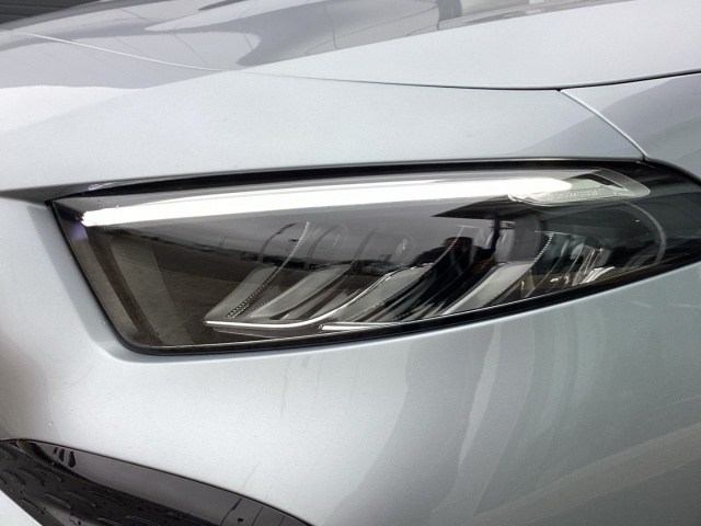 MERCEDES-BENZ Clase A 200 d Berlina en Adarsa Zamora - Foto 15