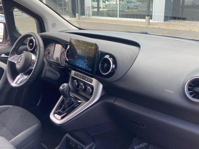 MERCEDES-BENZ Clase T 180 d en Adarsa Zamora - Foto 10