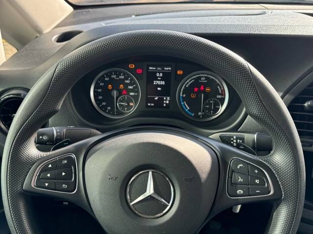 MERCEDES-BENZ VITO eVito 112 Furgón Larga en Adarsa Zamora - Foto 10