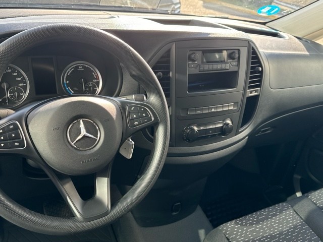 MERCEDES-BENZ VITO eVito 112 Furgón Larga en Adarsa Zamora - Foto 8