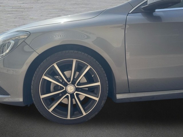 MERCEDES-BENZ Clase CLA 200 CDI / d Shooting Brake Urban en Adarsa Zamora - Foto 5