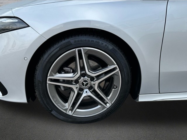 MERCEDES-BENZ Clase A 180 d Compacto en Lercauto 96 - Foto 5