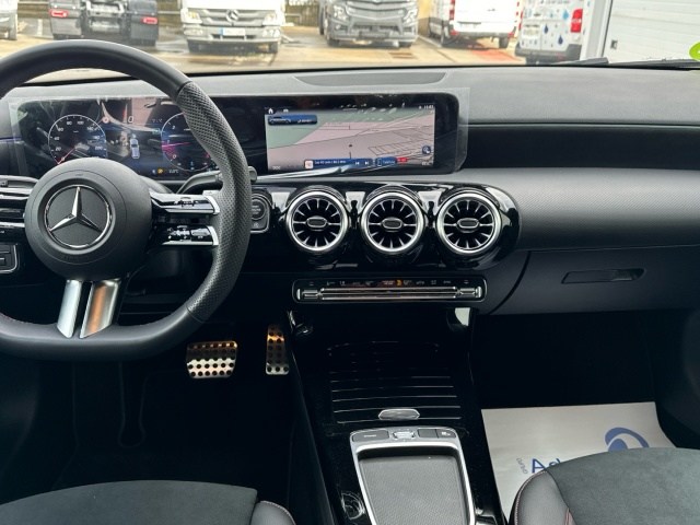 MERCEDES-BENZ Clase A 180 d Compacto en Lercauto 96 - Foto 8