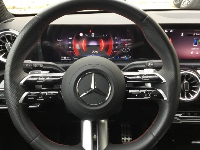 MERCEDES-BENZ Clase A 180 d Compacto en Lercauto 96 - Foto 13