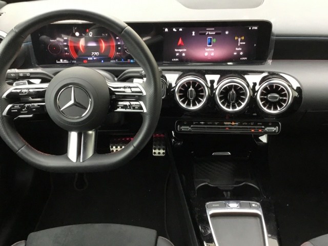 MERCEDES-BENZ Clase A 180 d Compacto en Lercauto 96 - Foto 8