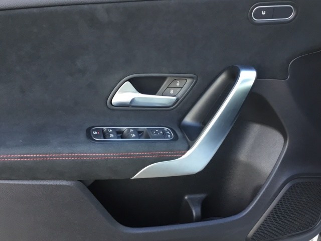 MERCEDES-BENZ Clase A 180 Compacto en Lercauto 96 - Foto 12