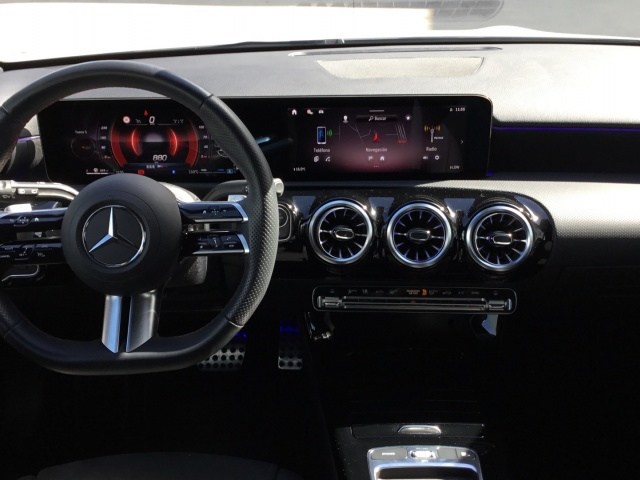 MERCEDES-BENZ Clase A 180 Compacto en Lercauto 96 - Foto 7