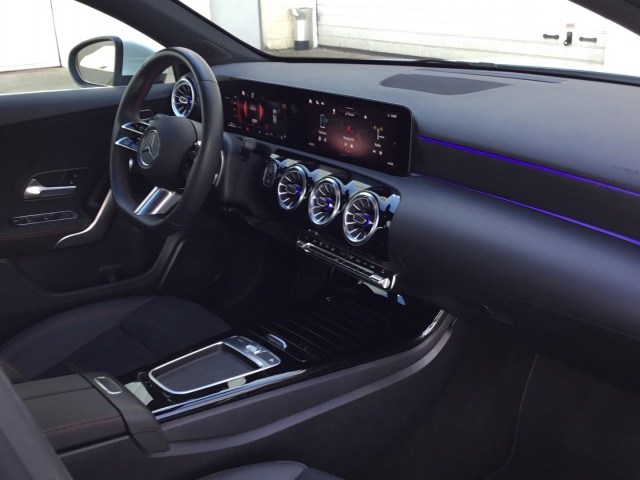 MERCEDES-BENZ Clase A 180 Compacto en Lercauto 96 - Foto 9