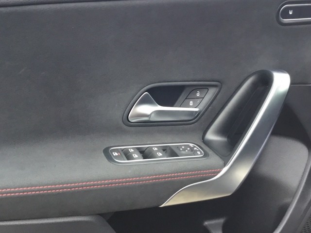 MERCEDES-BENZ Clase A 180 Compacto en Lercauto 96 - Foto 18