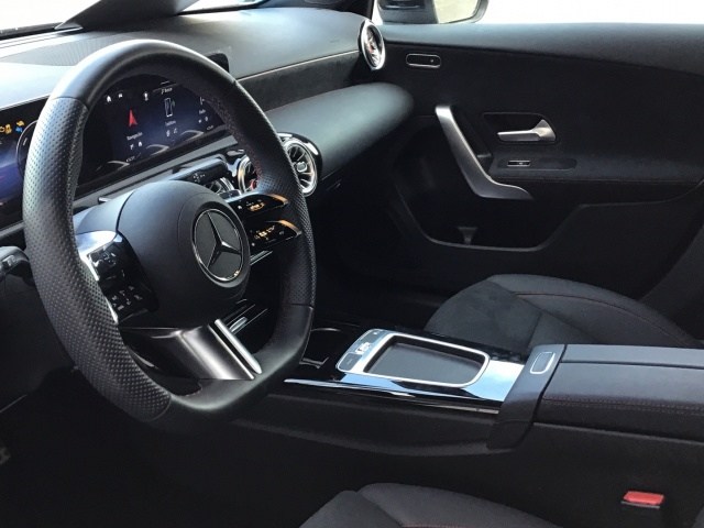 MERCEDES-BENZ Clase A 250 e Compacto en Lercauto 96 - Foto 6