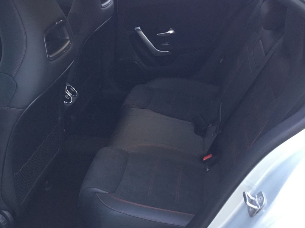 MERCEDES-BENZ Clase A 250 e Compacto en Lercauto 96 - Foto 4