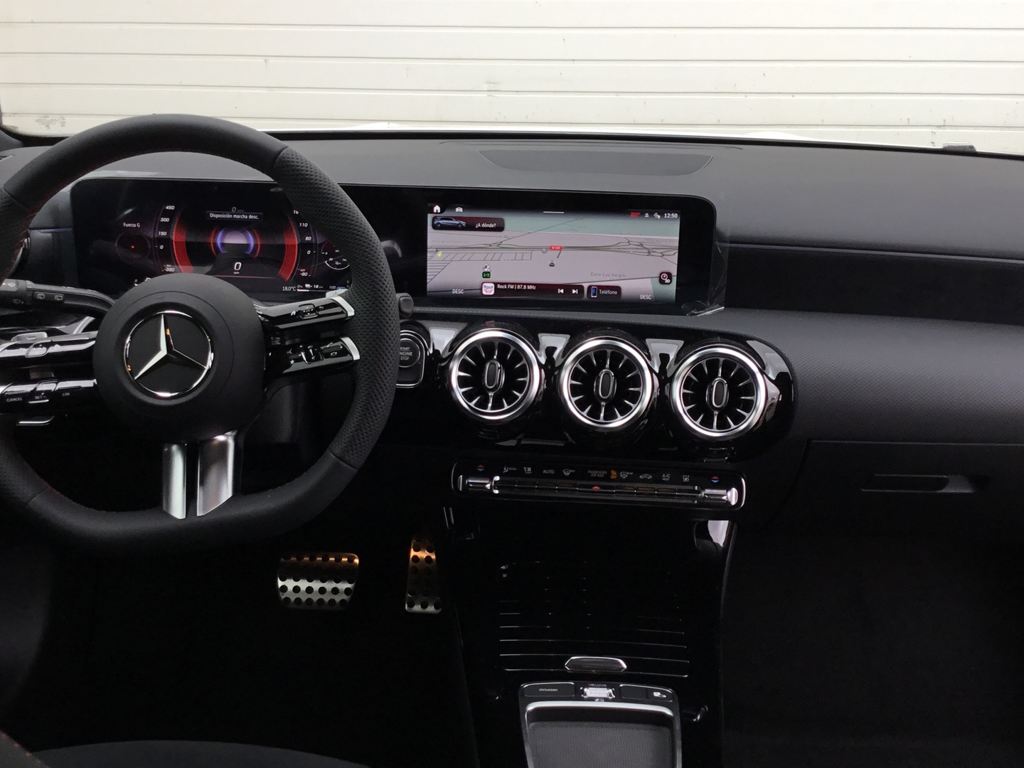 MERCEDES-BENZ Clase A 250 e Compacto en Lercauto 96 - Foto 12