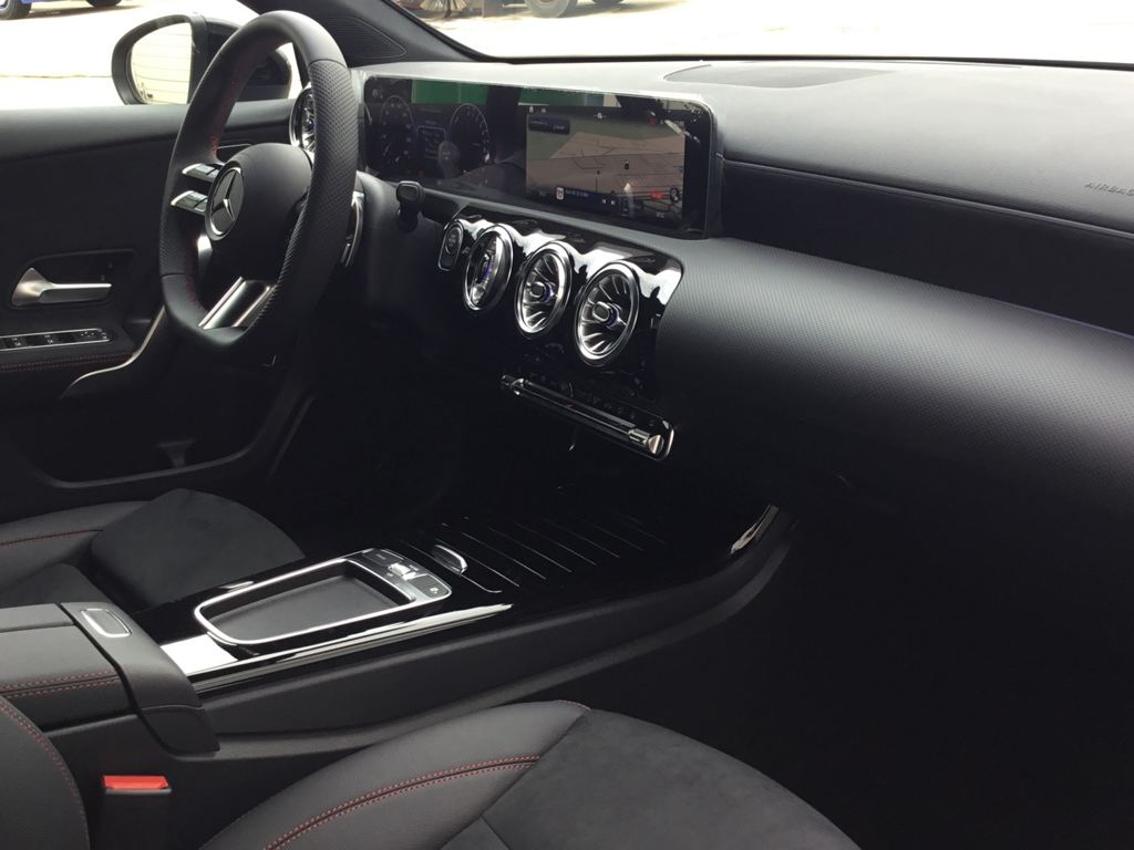 MERCEDES-BENZ Clase A 250 e Compacto en Lercauto 96 - Foto 5