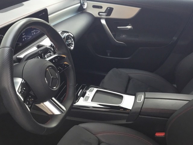 MERCEDES-BENZ Clase CLA 250 e Coupé en Lercauto 96 - Foto 6