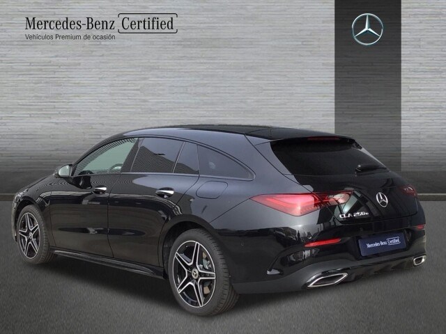 MERCEDES-BENZ CLA 250 e Shooting Brake en Integral Automoción 2000 (Valladolid) - Foto 4