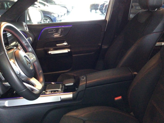 MERCEDES-BENZ Clase GLB 200 AMG Line (EURO 6d) en Integral Automoción 2000 (Valladolid) - Foto 8