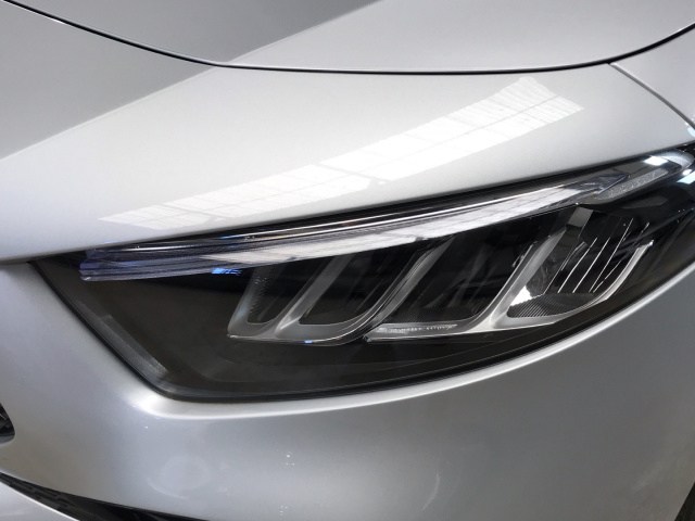 MERCEDES-BENZ Clase A 200 d Compacto en Adarsa Norte - Foto 14