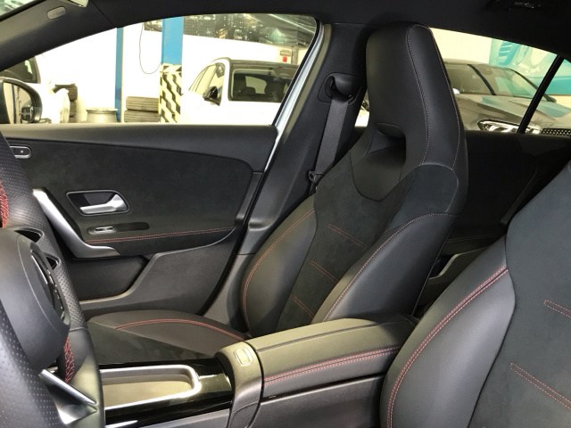 MERCEDES-BENZ Clase A 200 d Compacto en Adarsa Norte - Foto 7