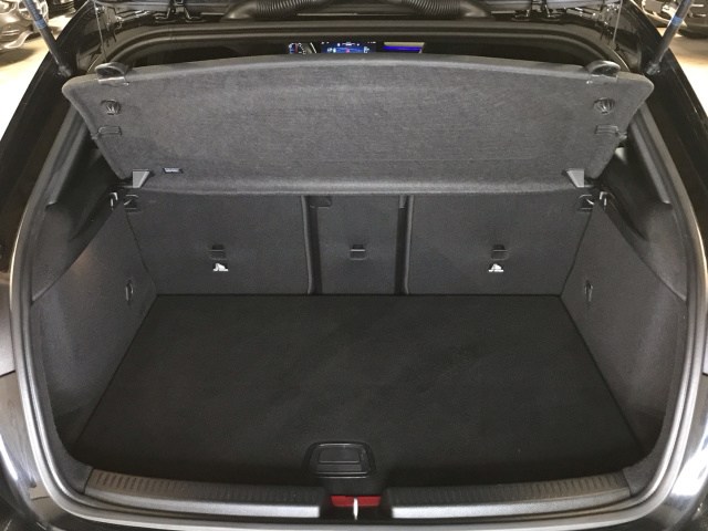 MERCEDES-BENZ Clase A 250 e AMG Line (EURO 6e) en Adarsa Norte - Foto 13