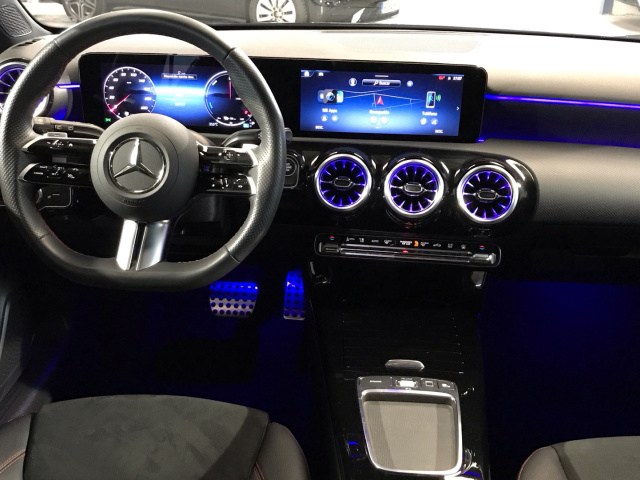 MERCEDES-BENZ Clase A 250 e AMG Line (EURO 6e) en Adarsa Norte - Foto 8