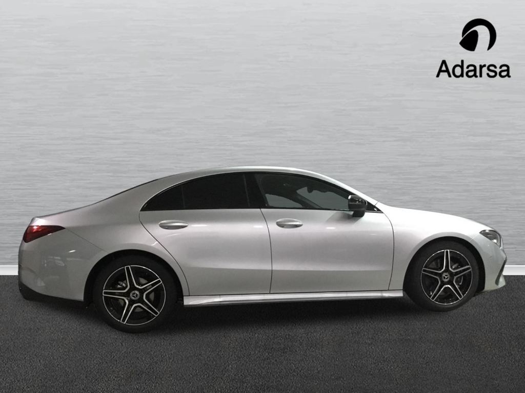 MERCEDES-BENZ Clase CLA 200 d Coupé en Adarsa Norte - Foto 3