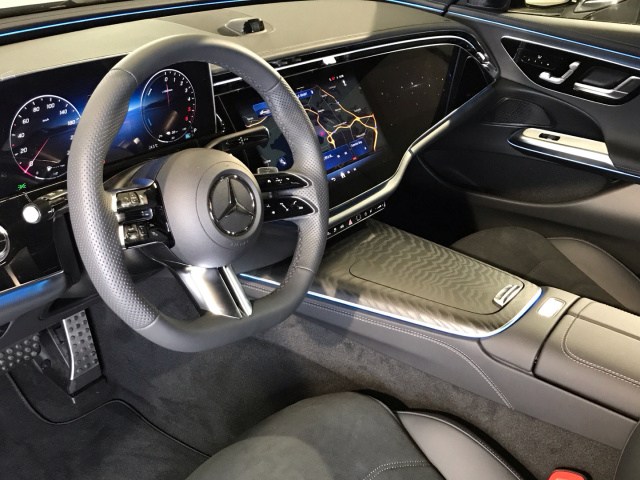 MERCEDES-BENZ Clase E 300 de AMG Line Advanced Plus en Adarsa Norte - Foto 6