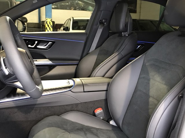 MERCEDES-BENZ Clase E 300 de AMG Line Advanced Plus en Adarsa Norte - Foto 7