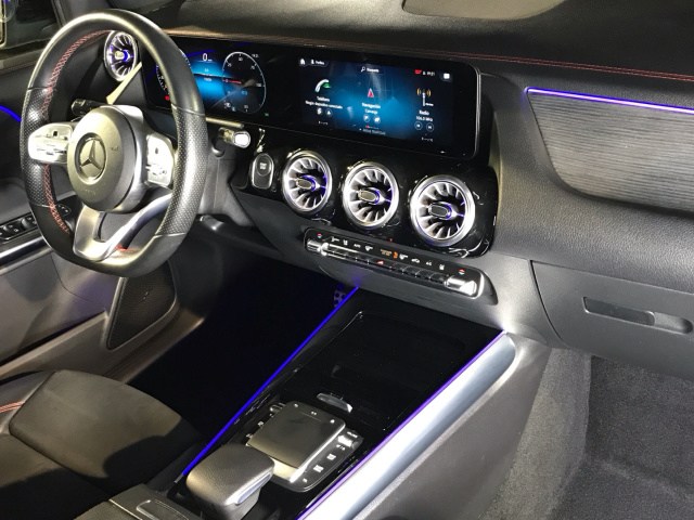 MERCEDES-BENZ EQA 250 AMG Line en Adarsa Norte - Foto 10