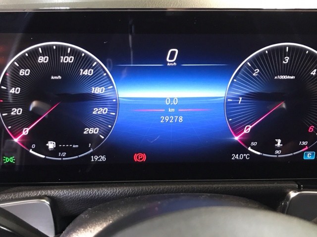 MERCEDES-BENZ Clase GLB 200 d 4Matic AMG Line en Adarsa Norte - Foto 17