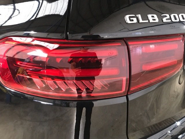 MERCEDES-BENZ Clase GLB 200 d 4Matic AMG Line en Adarsa Norte - Foto 20
