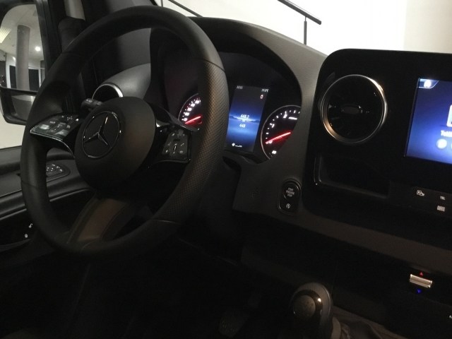 MERCEDES-BENZ SPRINTER Nuevo Sprinter 311 CDI Furgón PRO Medio en Adarsa Norte - Foto 9