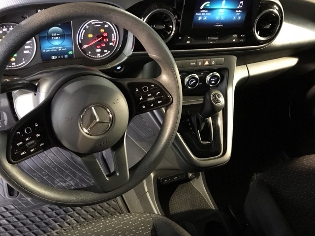 MERCEDES-BENZ CITAN eCitan Furgón PRO Largo en Adarsa Norte - Foto 7